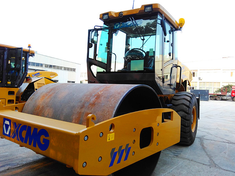 XCMG official 20 ton road roller compactor XS203 Chinese heavy duty vibratory road rollers for sale